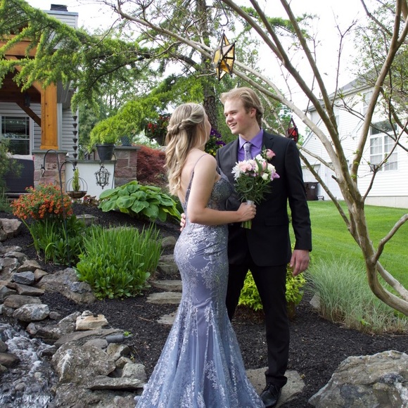 PROM DRESS!!! - Picture 2 of 3